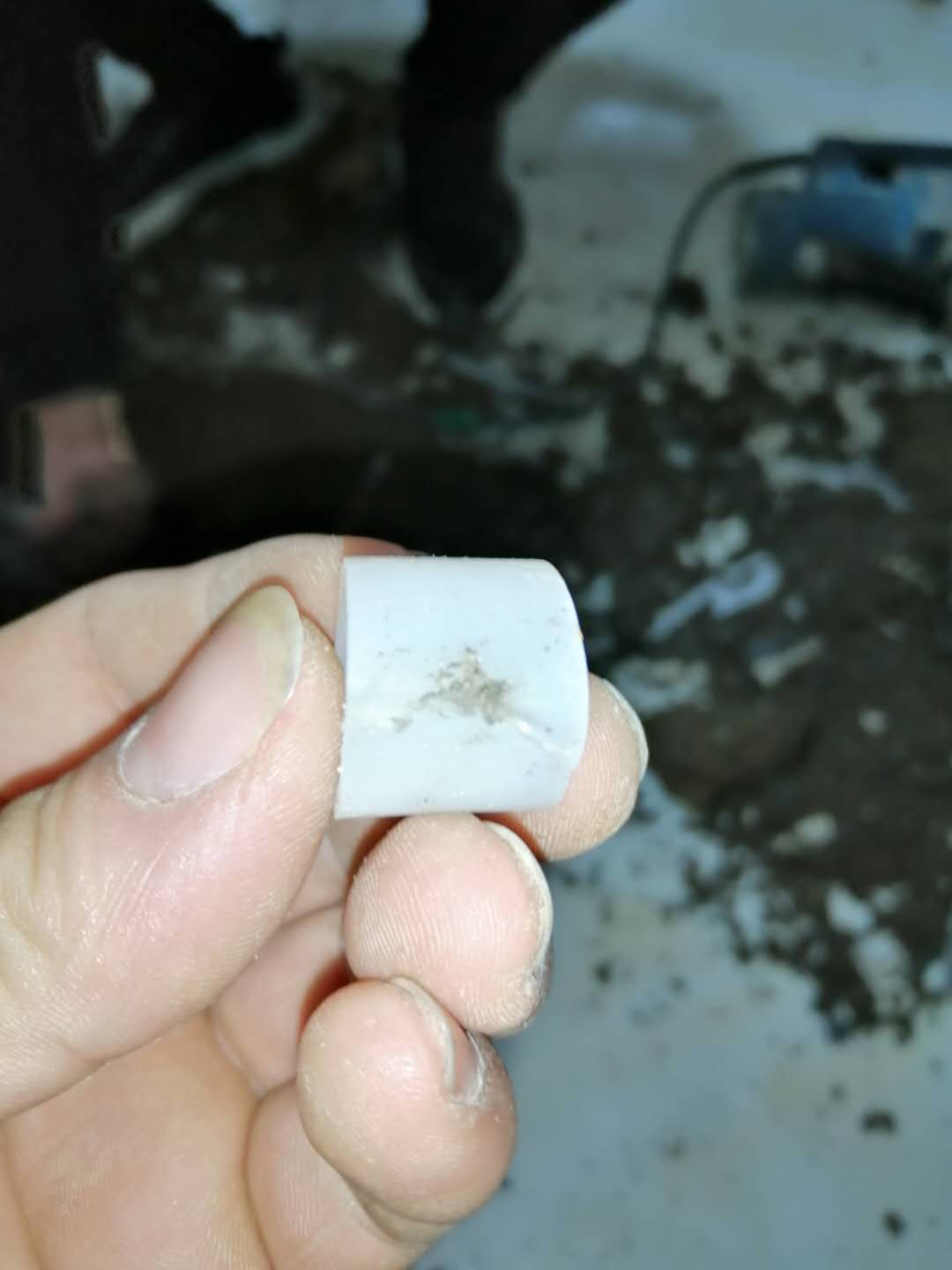 东安家里地暖漏水了怎么办？